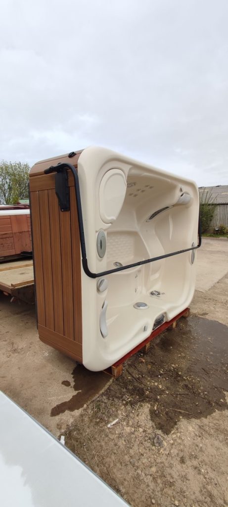 Used Hot Tubs For Sale - Second Hand Hot Tubs For Sale