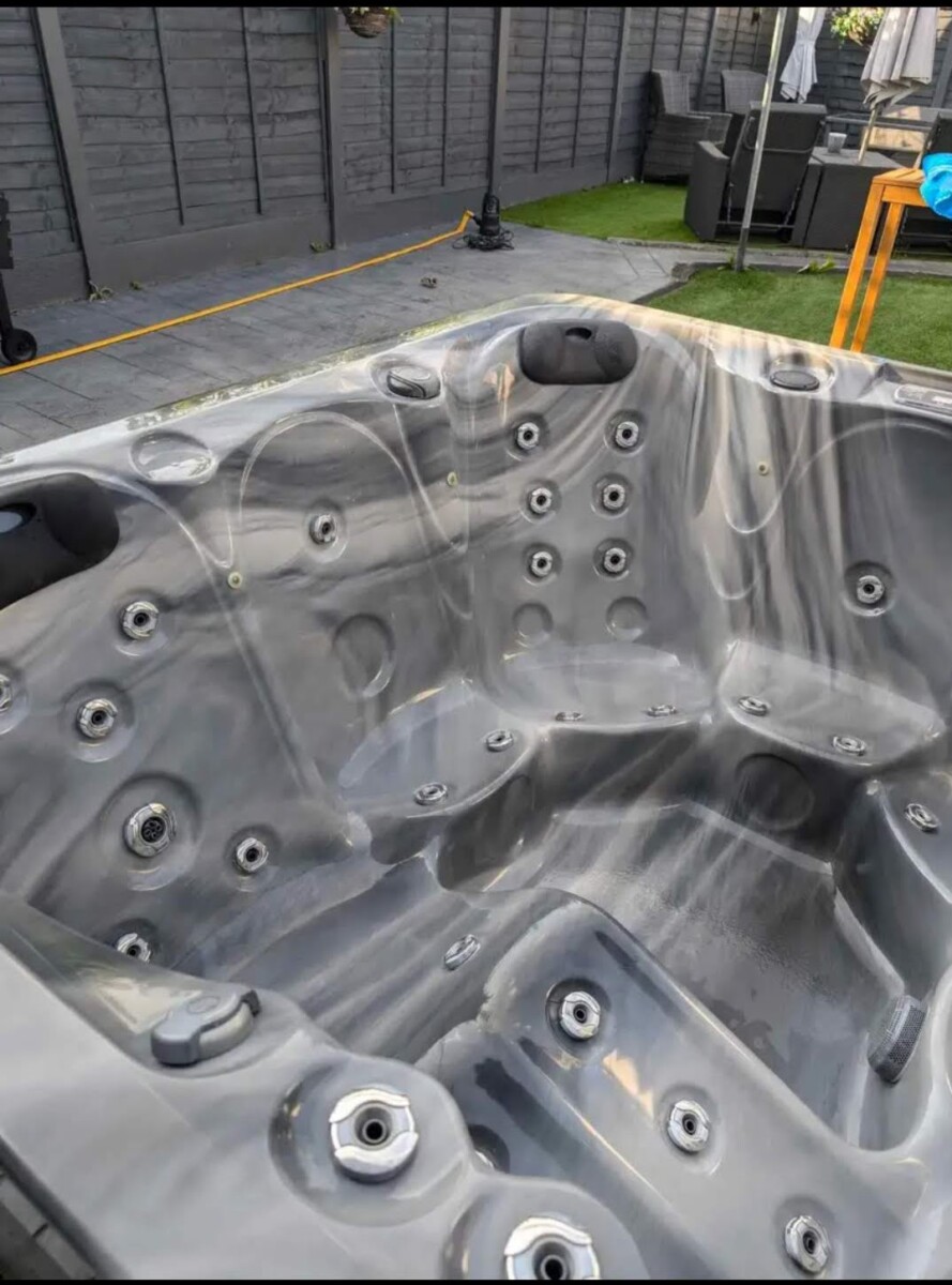 Hot Tubs For Sale Used Hot Tubs For Sale Seaside Hot Tubs hot-tubs-for-sale-used-hot-tubs-for-sale-seaside-hot-tubs